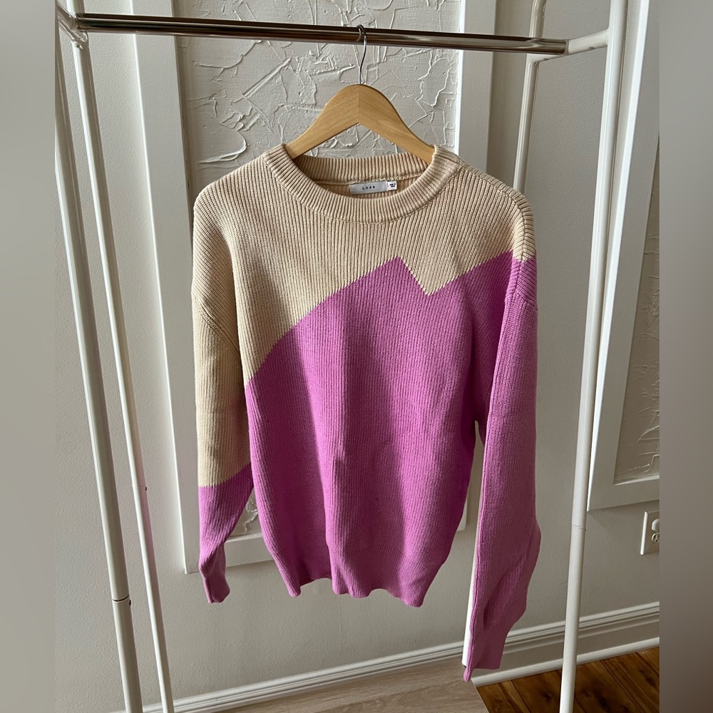 Women’s lush brand sweater size M